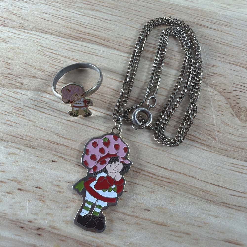Vintage Strawberry Shortcake Necklace And Ring Set AGC 1980 Matching